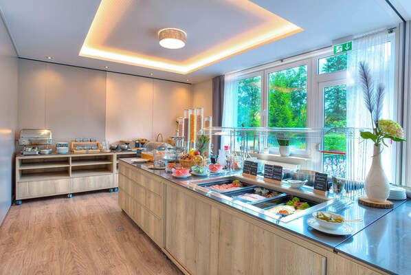 Petit déjeuner buffet compris tous les jours