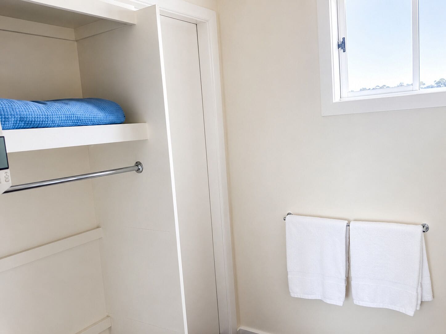 Apartment, 2 Bedrooms, Kitchen | Wardrobe