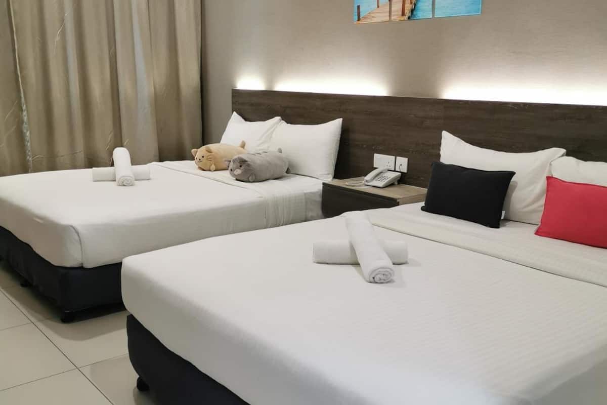 in-room safe, desk, iron/ironing board, free wifi