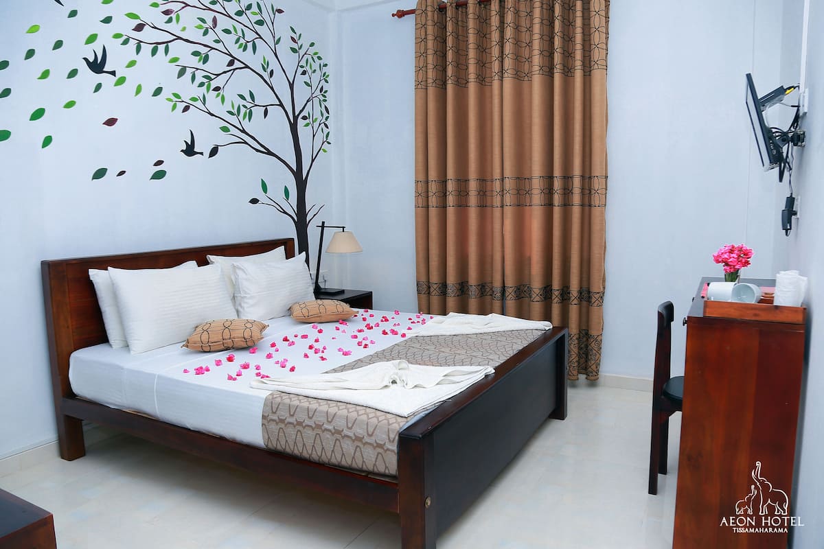 Chambre Double Deluxe, vue ville | Bureau, Internet gratuit par cĂąble