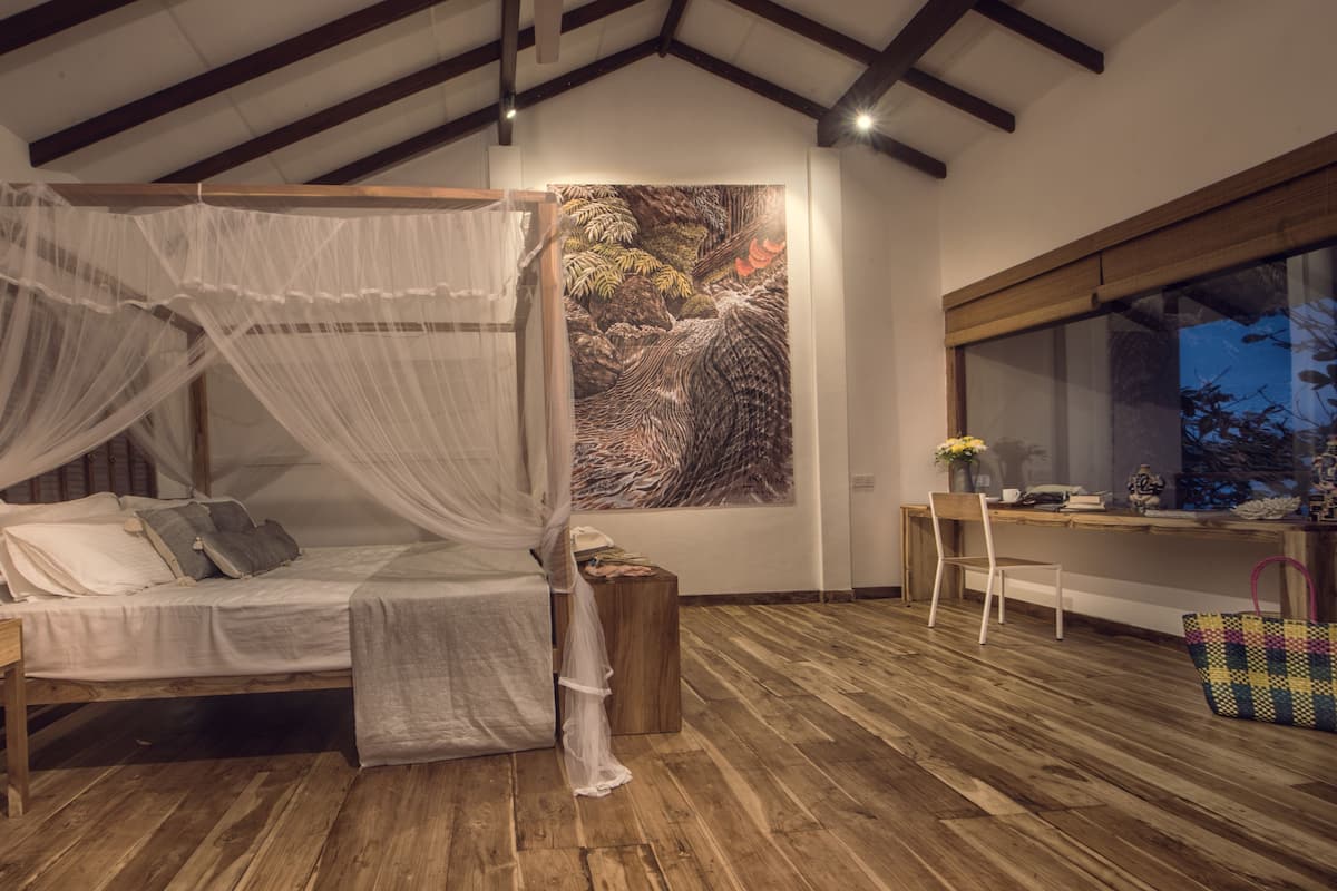 Biancheria da letto di alta qualità, materassi in memory foam