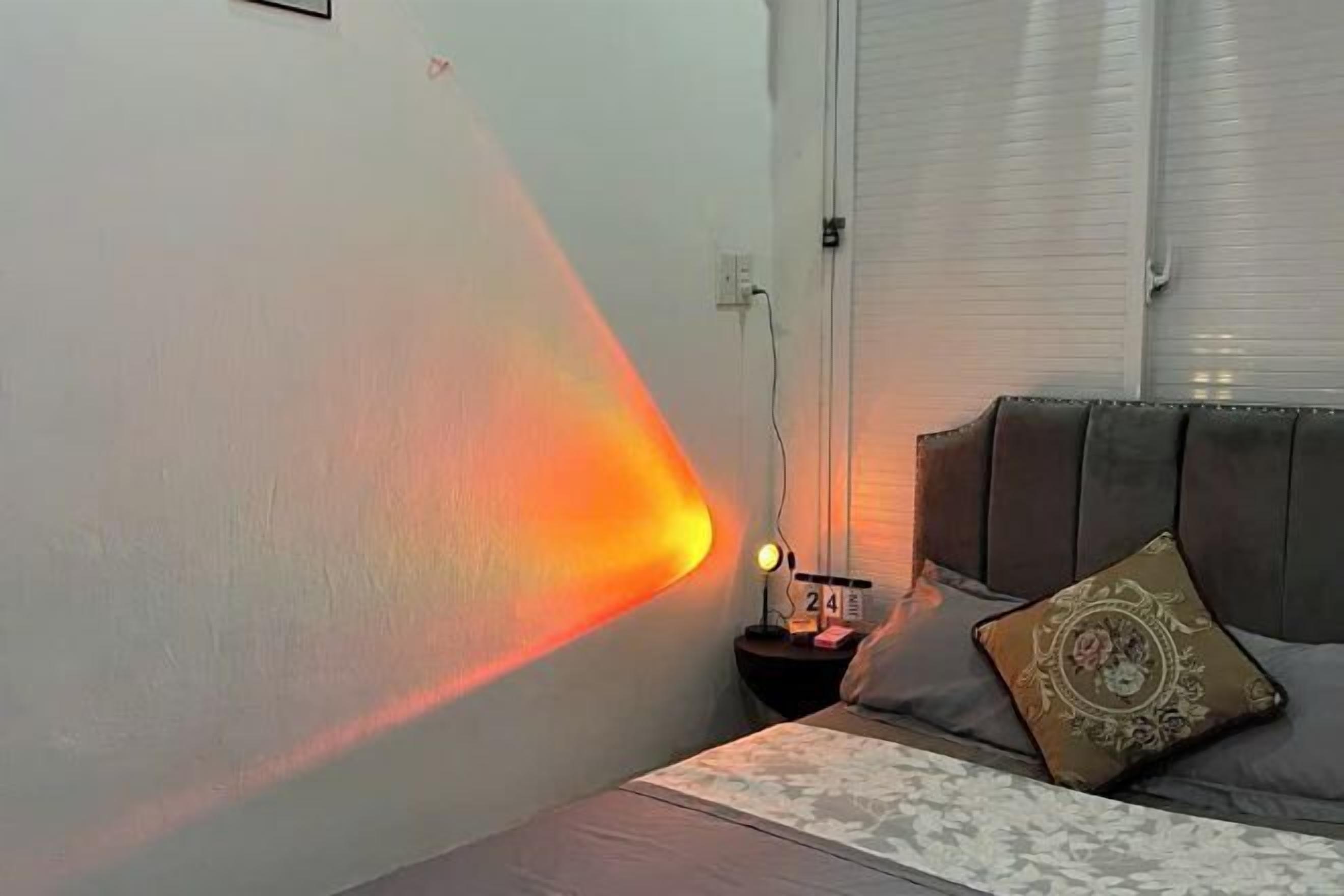 Minibar, värdeförvaringsskåp på rummet, skrivbord och gratis wi-fi