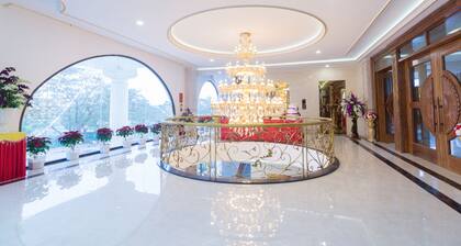 Tan An Palace