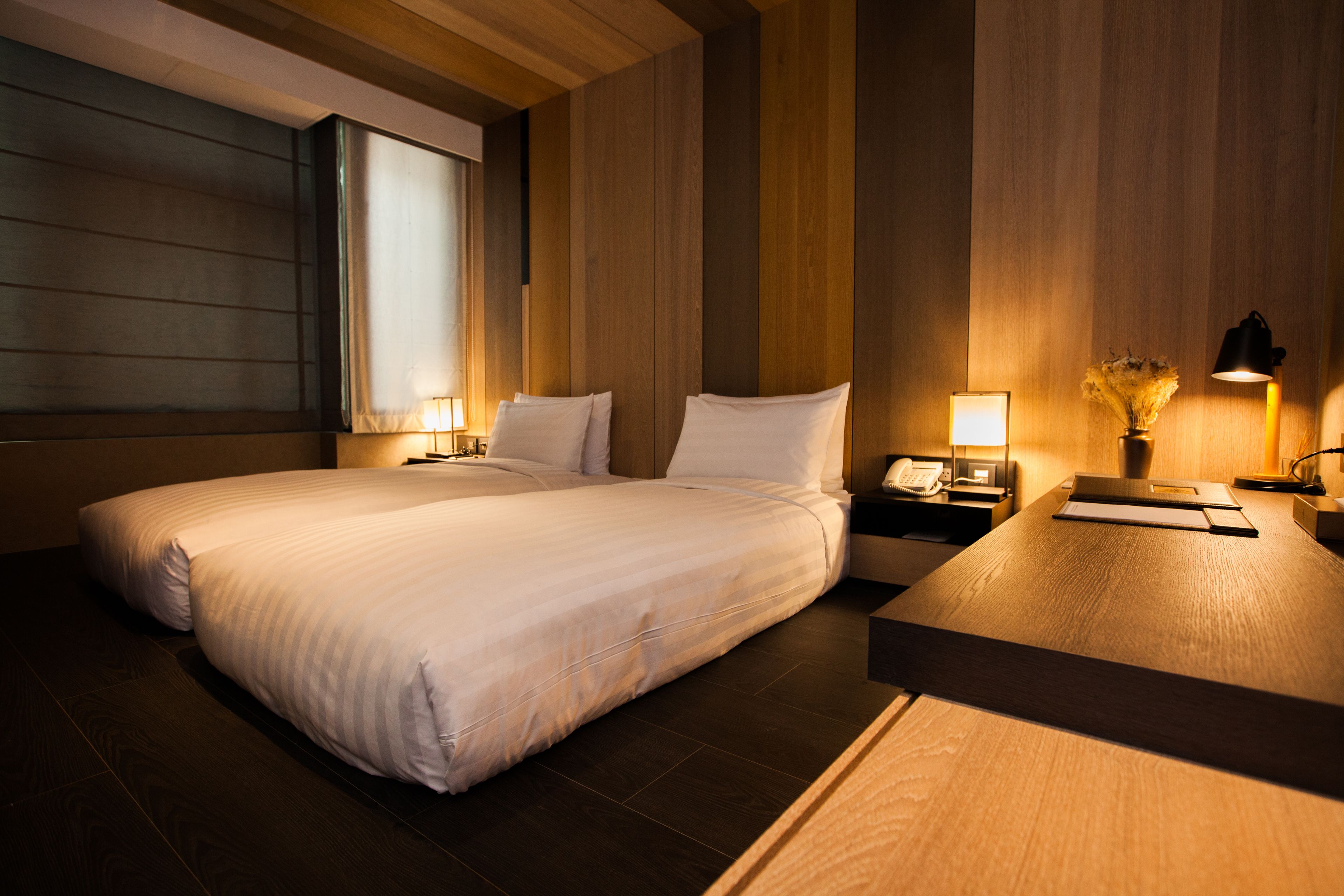 superior double or twin room, bathtub | 1 bedroom, premium bedding, down duvets, free minibar