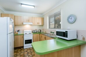 家庭獨棟房屋, 2 間臥室 | 私人廚房 | 大型冰箱、微波爐、烤箱、爐台