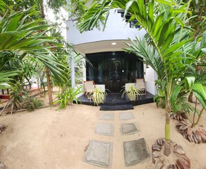 豪華雙人或雙床房 | 書桌、手提電腦工作空間、熨斗/熨衫板、免費 Wi-Fi