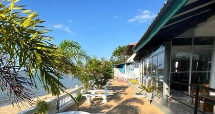 Dinuda Lagoon Resort