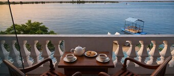 Dinuda Lagoon Resort