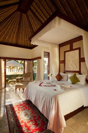 Villa Luxe, 2 chambres, en front de plage | 2 chambres, literie de qualité supérieure, minibar