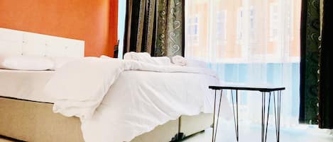 Chambre Triple Deluxe, 1 lit double et 1 canapé-lit