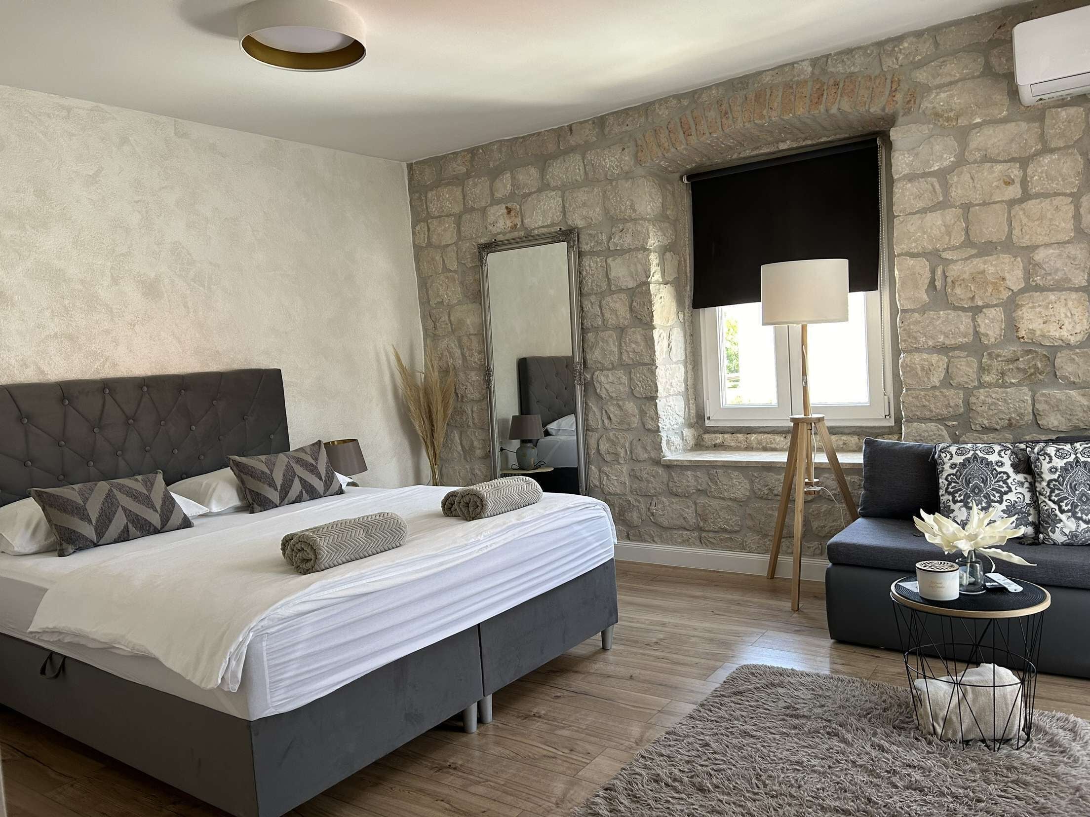 Estúdio standard | Roupas de cama antialérgicas, edredons de pluma, cofres nos quartos