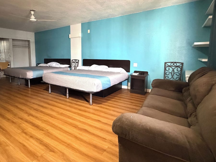 Wi-fi (inkludert) og sengetøy