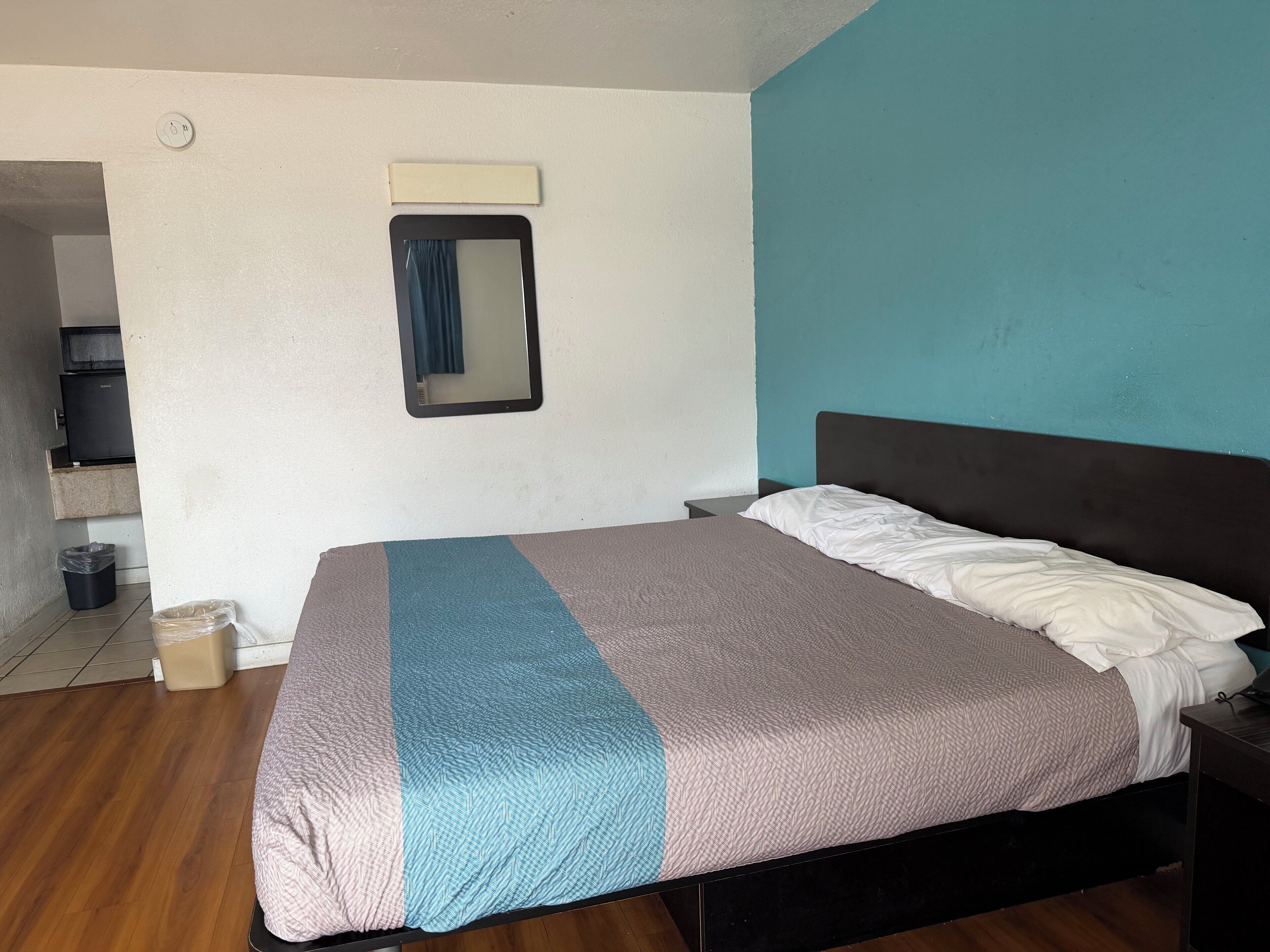 Wi-Fi gratuit, draps fournis