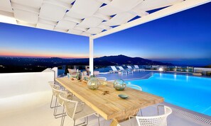 Presidential Villa | Terrace/patio