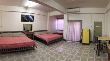 Grand Room | Desk, blackout curtains, rollaway beds, free WiFi