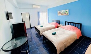 Standard Twin | Desk, blackout drapes, rollaway beds, free WiFi - Earth Mansion (Sam Phran)
