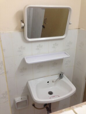 Bathroom sink - Earth Mansion (Sam Phran)