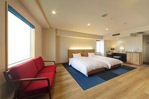 Deluxe Twin Room, Non Smoking | Down comforters, WiFi (free), bed sheets