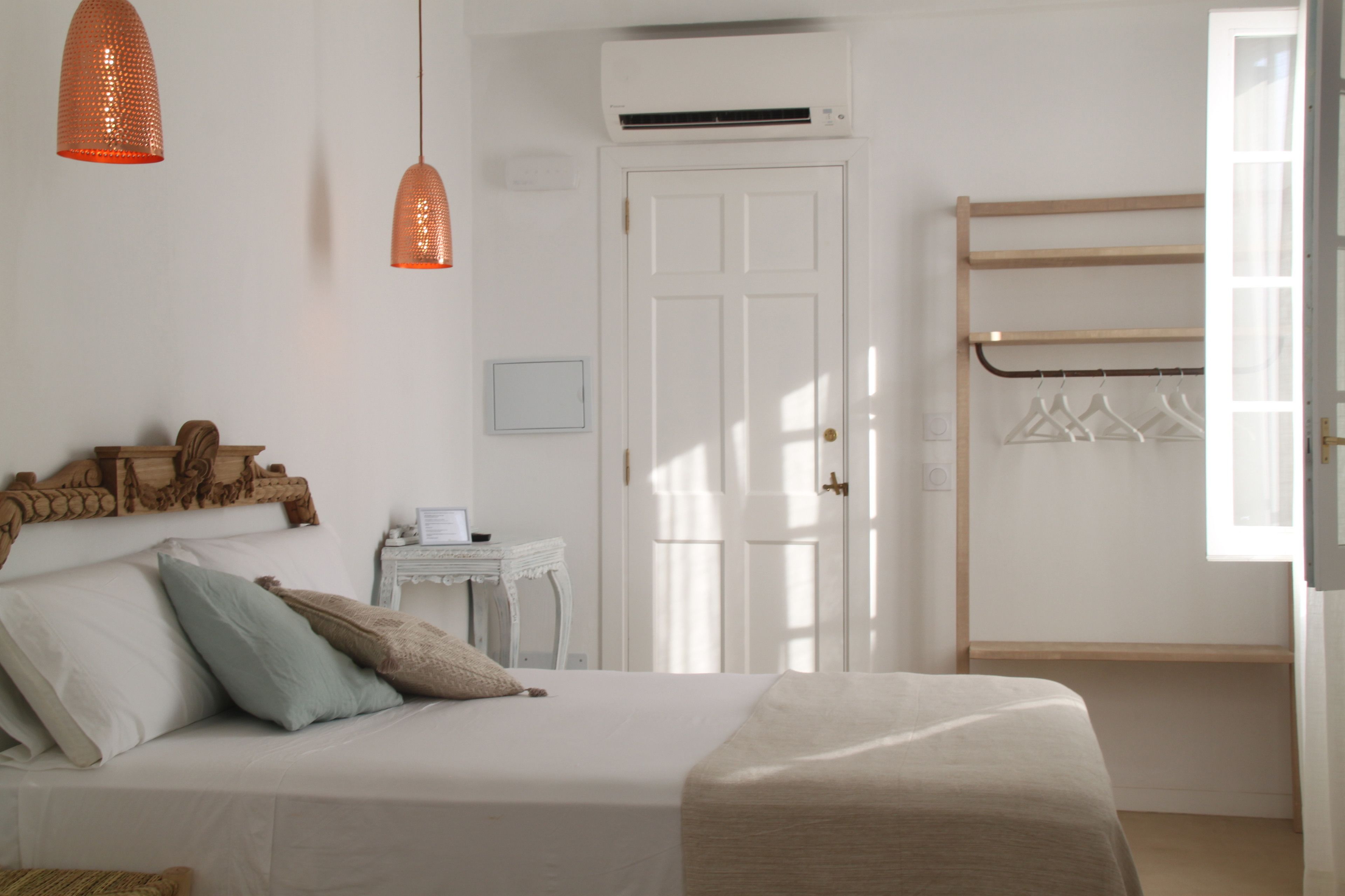 double room | desk, blackout curtains, free wifi