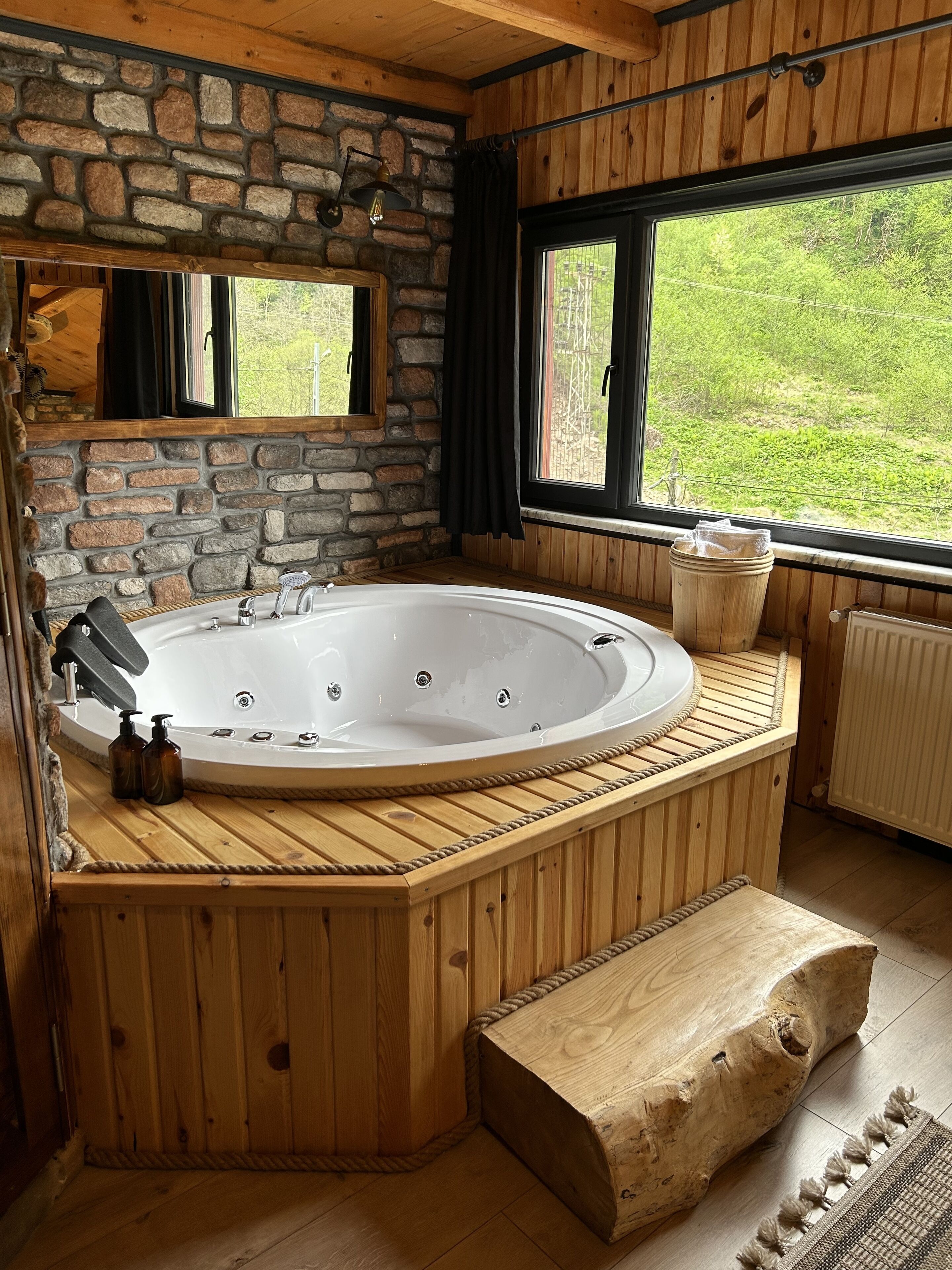 premium room | 1 bedroom, premium bedding, desk, laptop workspace