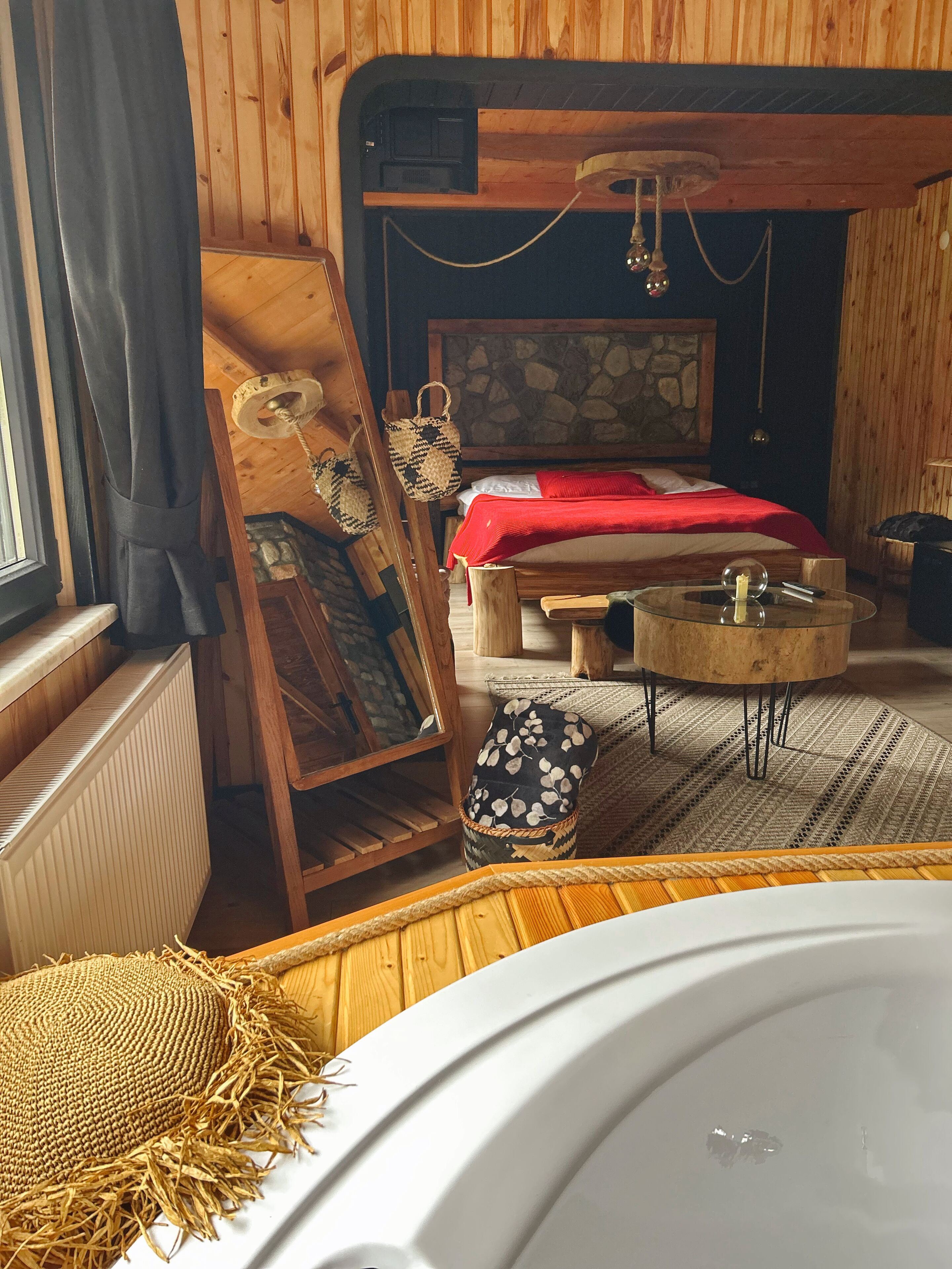 premium room | 1 bedroom, premium bedding, desk, laptop workspace