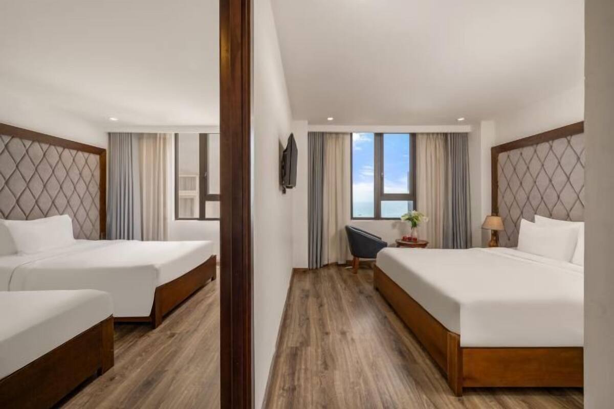 Minibar, desk, blackout curtains, soundproofing