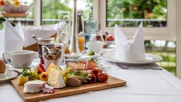 Daily buffet breakfast (EUR 23 per person)