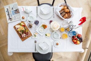 Desayuno buffet todos los días (con cargo)