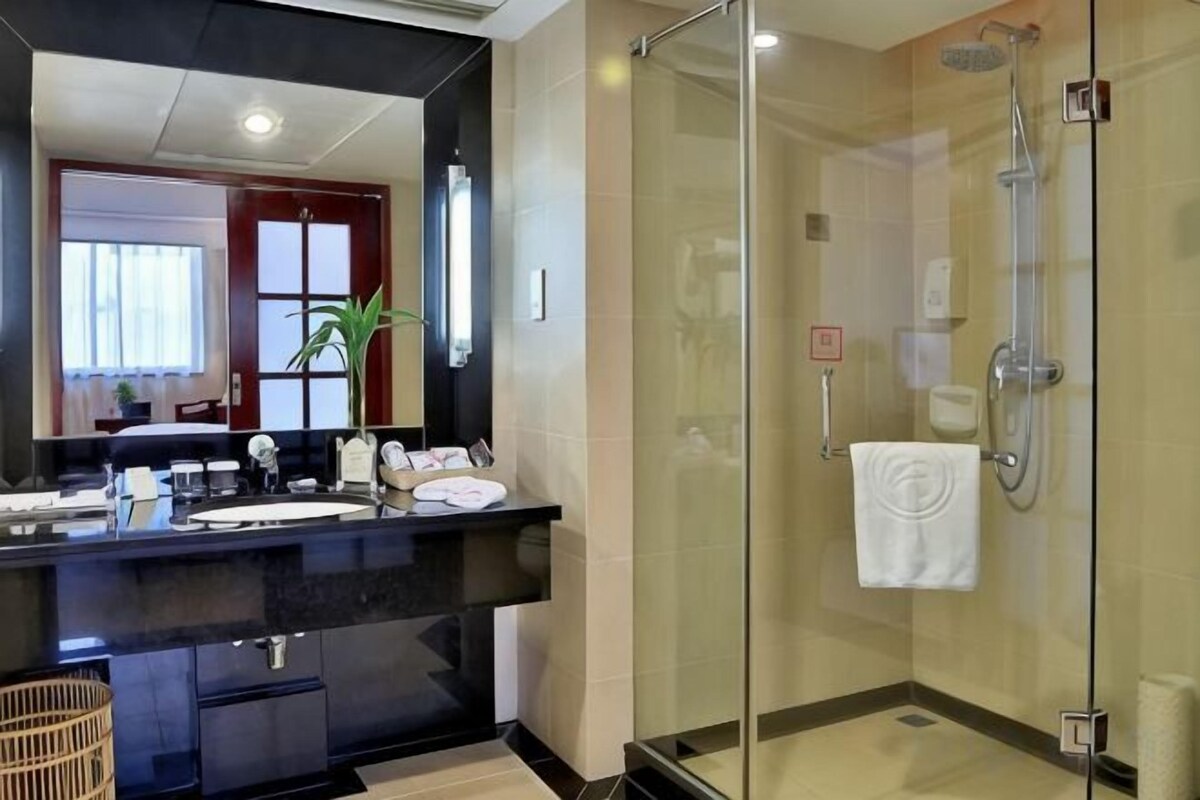 Bathroom | Bathtub