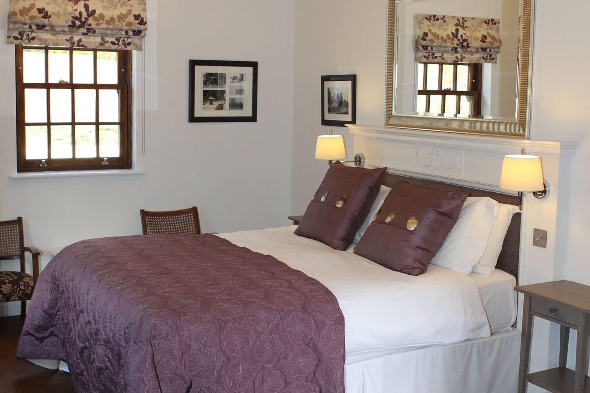 Classic Double or Twin Room, Accessible, Ensuite (Accessibility shower)