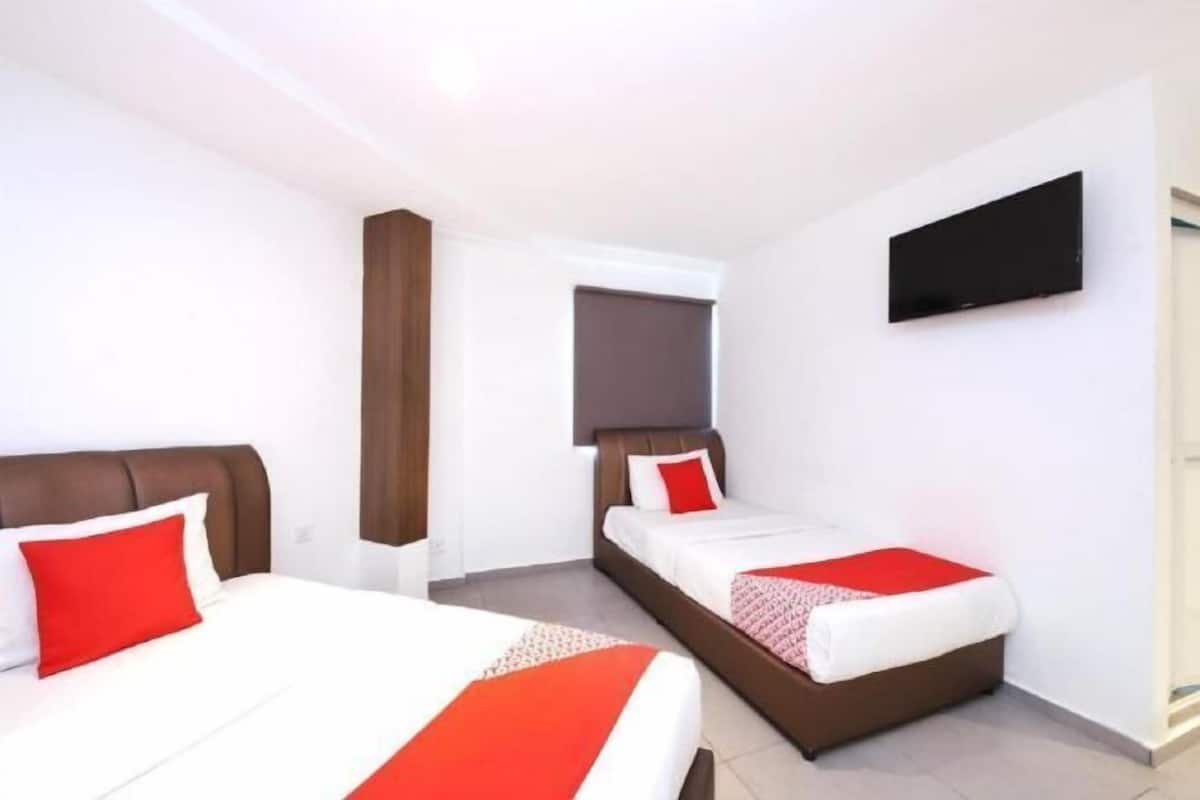 Desk, free WiFi, bed sheets