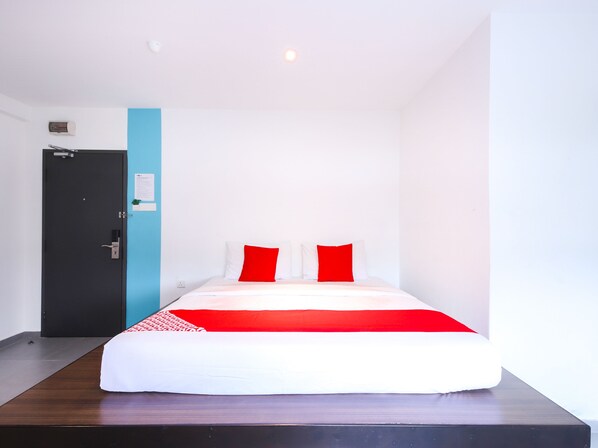 Deluxe Double Room | Desk, free WiFi, bed sheets - Hotel O Link Inn (Johor Bahru)