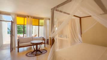 Standard Room, 1 Bedroom, Ocean View, Oceanfront | 1 bedroom, minibar, in-room safe, desk