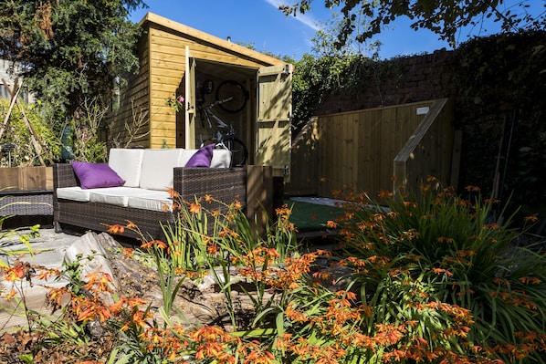 Perincian bahagian luar