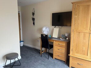 Classic Double Room (Patio 1)