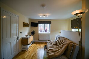 Apartamento, baño privado (Apartment 2) | Salón