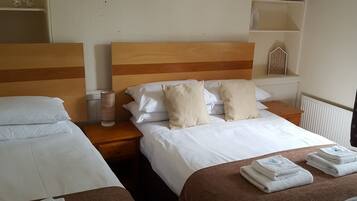 Suite, Ensuite, Park View