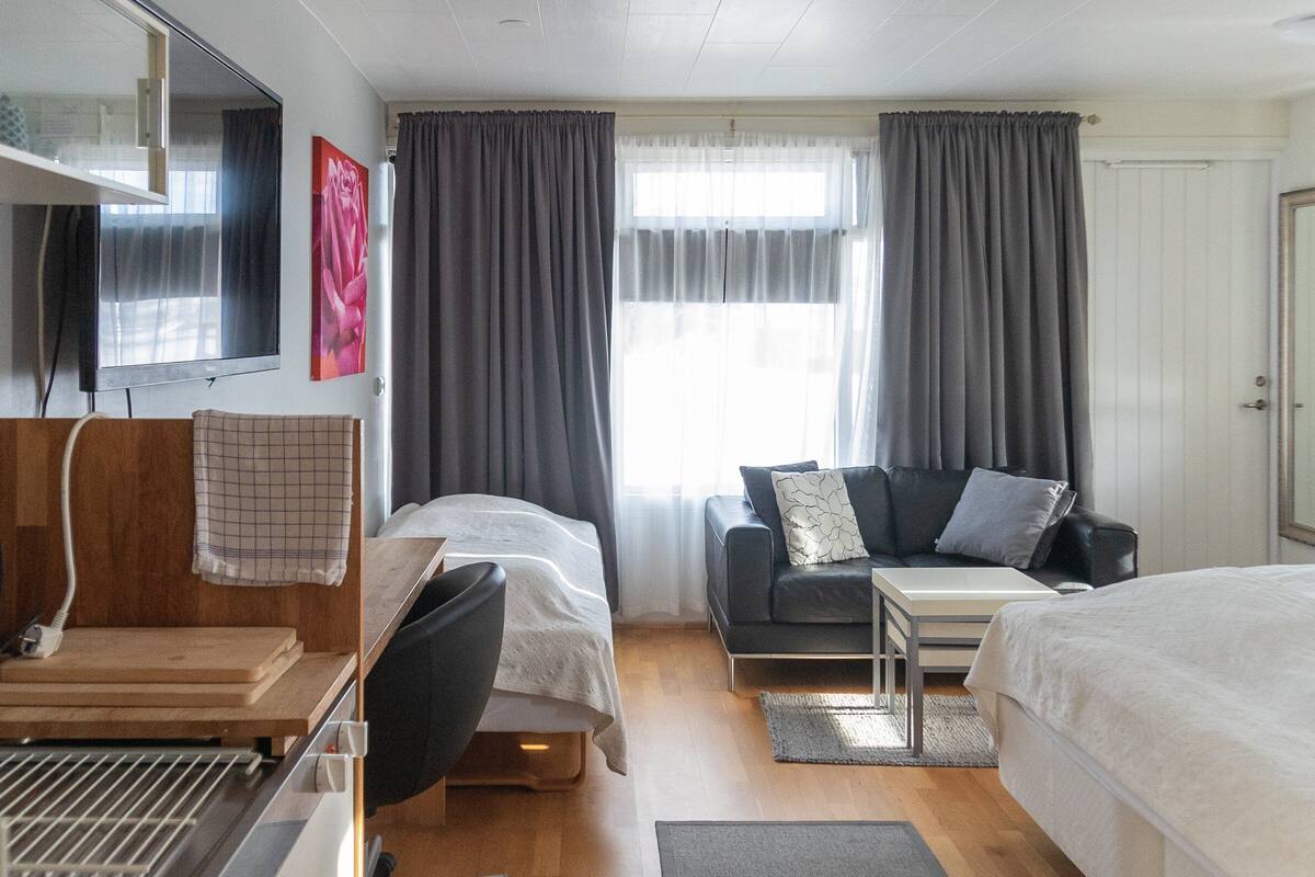 junior triple room, private bathroom | 1 bedroom, blackout curtains, free wifi, bed sheets