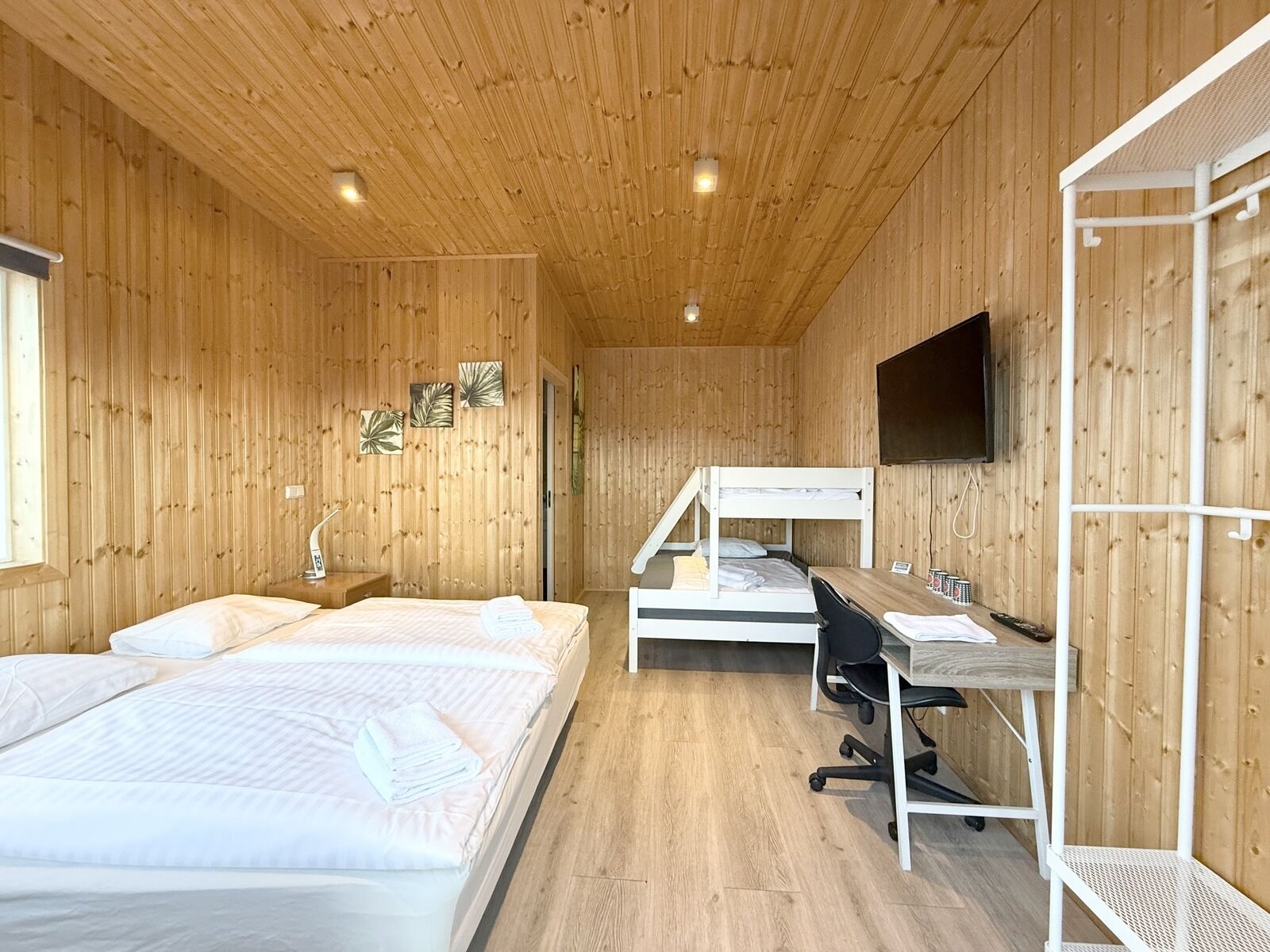 Basic Cabin | Blackout drapes, free WiFi, bed sheets