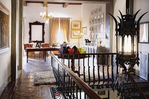 Lobby - Villa Vistarenni (Gaiole in Chianti)