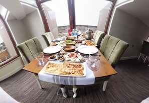 Breakfast, lunch and dinner served - Hanzade Park Hotel (Akçaabat)