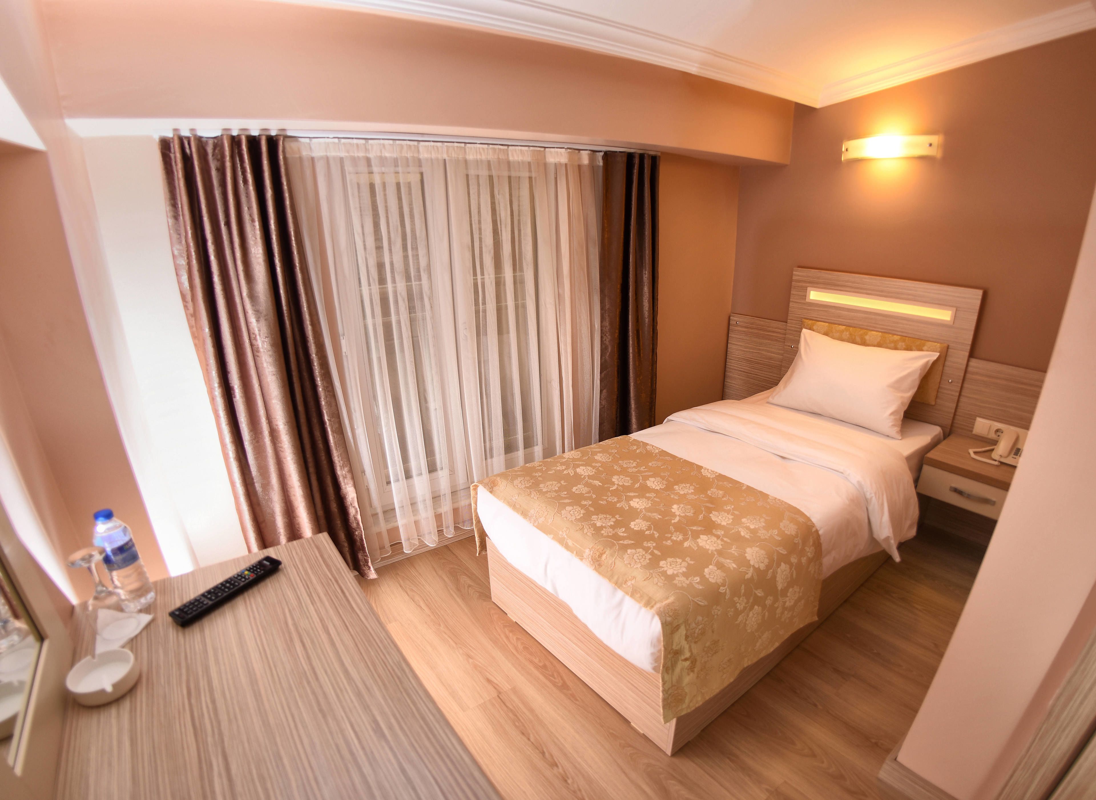 standard single room | in-room safe, desk, iron/ironing board, free wifi