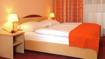 Desk, iron/ironing board, free WiFi