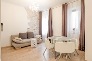 Free WiFi - Aurum Templi Suites (Split)