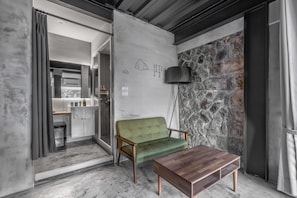 O203 側面海景豪華雙人房 | 遮光布/窗簾、隔音、免費無線上網、床單