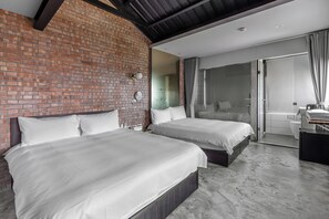 Sea view deluxe quadra room with bathtub | View from room - Jiufen The Ore Inn (New Taipei City)