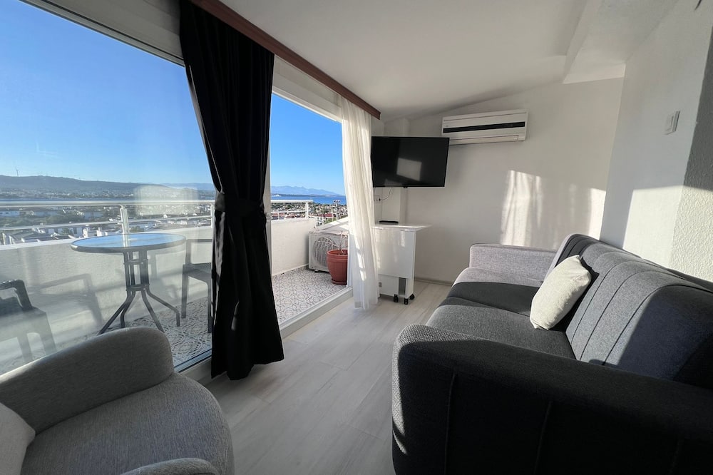 Tepe Hotel Alaçatı