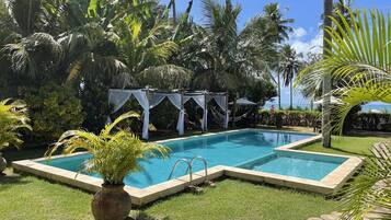 Piscina externa