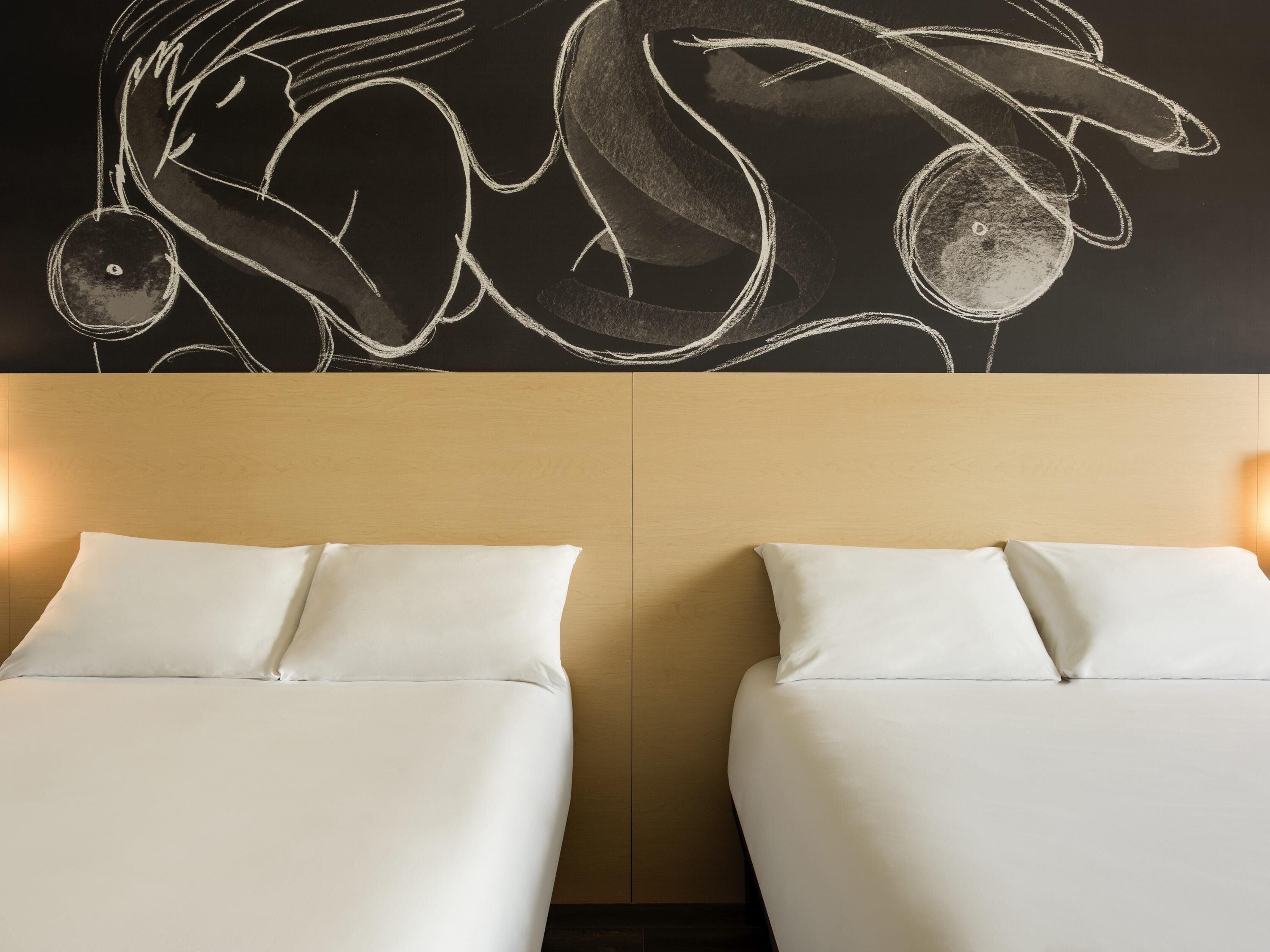 room, 2 double beds (satellite tv) | desk, blackout curtains, soundproofing, free wifi