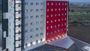 Perincian bahagian luar